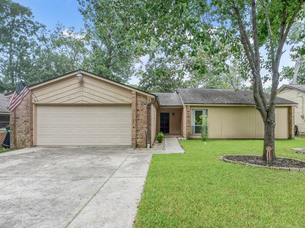 284 Colonial Ct