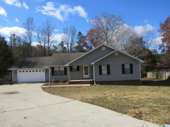 4110 Brookside Ln, Oxford, AL 36203