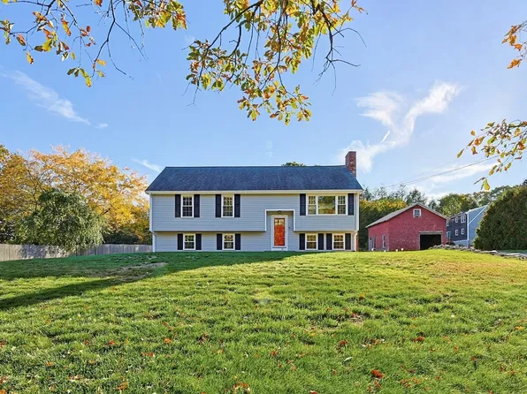 44 George St, Plainville, MA 02762