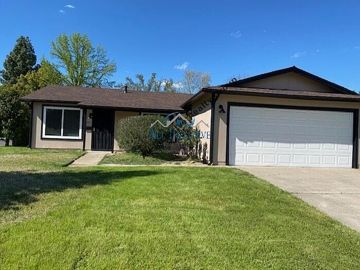 1st image of 8925 Salmon Falls Dr