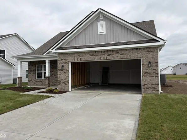 1731 Fair Weather Dr, Pendleton, IN 46064