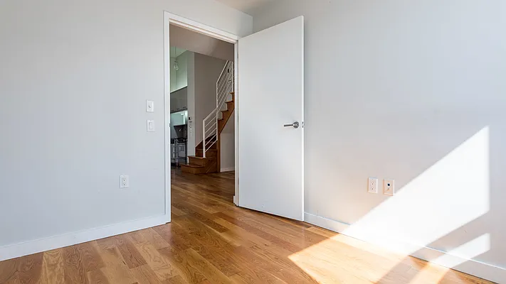 Rented by Nooklyn NYC LLC | media 16