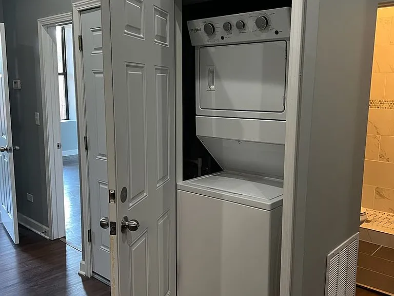 1141 S Western Ave #2R — Photo 5