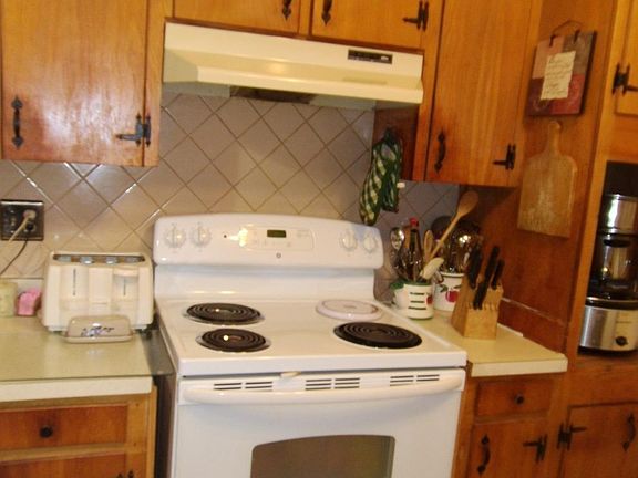 4th image of 134 Booker Ln