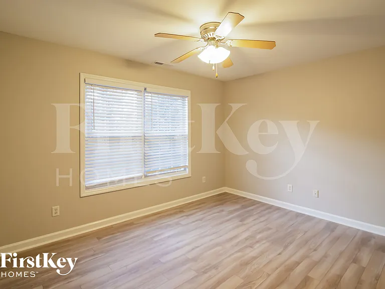 116 Scottswood Dr — Photo 13