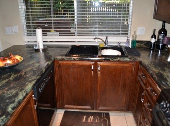 4th image of 6325 Trajan Dr