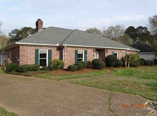 104 Beaver Run Dr, Brandon, MS 39047