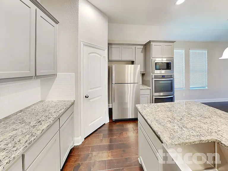 209 Buckskin Dr — Photo 5