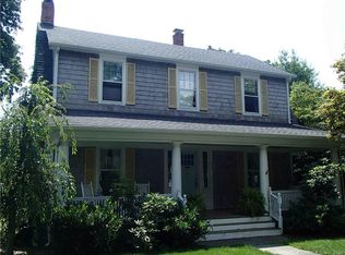 307 Old Post Rd, Fairfield, CT 06824