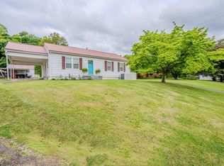 812 Seaton Ave, Greenup, KY 41144