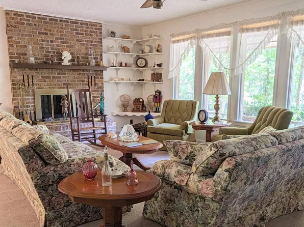18 Onda Ln, Hot Springs, AR 71909