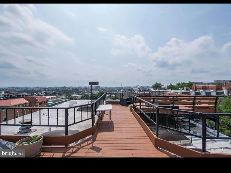 2300 18th St NW — Photo 22