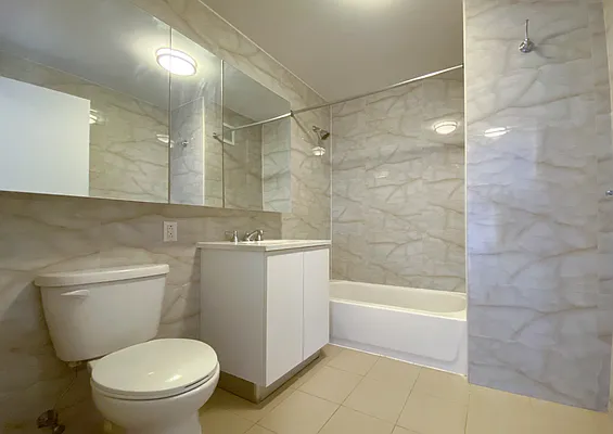 Rented by Kahen Properties | media 9