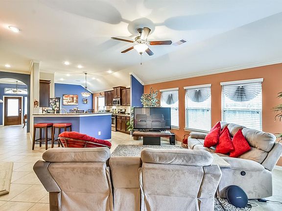 5th image of 17914 Sulgrave Dr