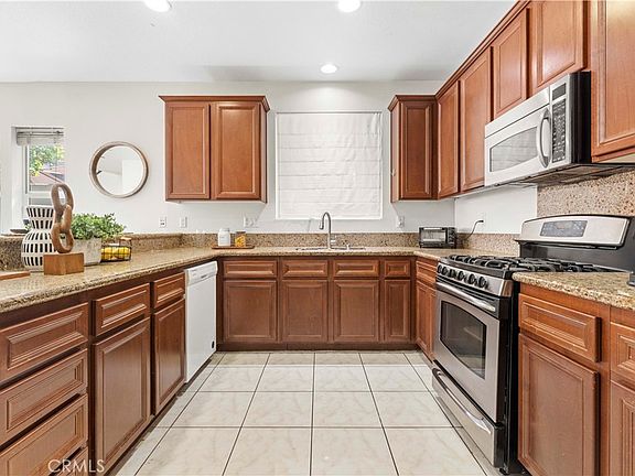 5th image of 14561 Baylor Ave