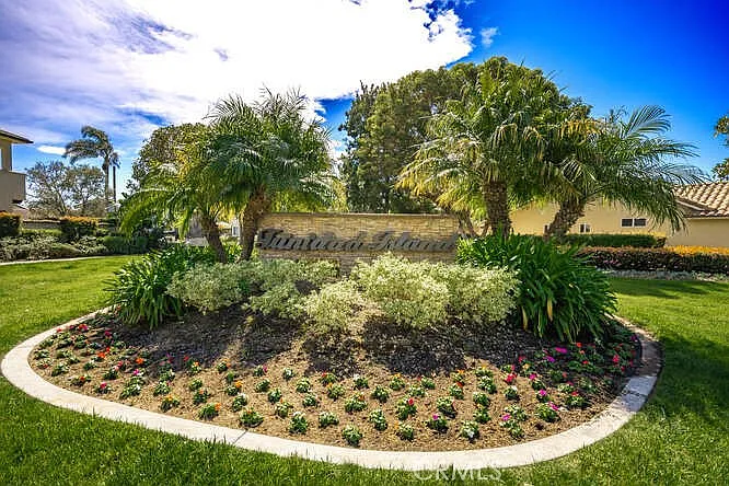 5 bed, 3.5 bath, 2798 sqft, $8,000 — Photo 3