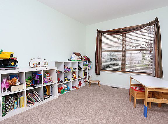 4th image of 1174 Shoreline Dr