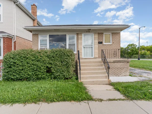 9745 S Wentworth Ave, Chicago, IL 60628