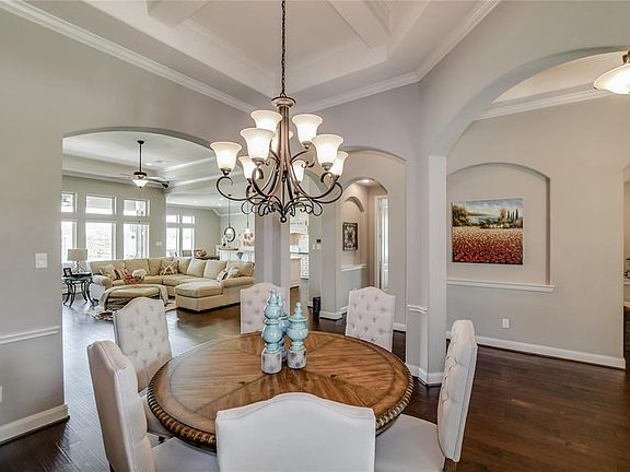 3rd image of 1500 Royal Field Ln