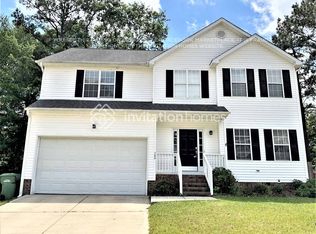 700 Marjam Ln, Fuquay Varina, NC 27526