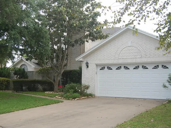 204 Sandpiper Dr, Portland, TX 78374