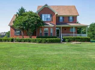 1895 Les Robinson Rd, Columbia, TN 38401