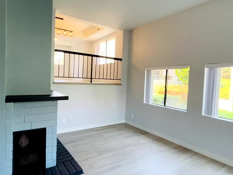 4022 Mahaila Ave #C — Photo 5