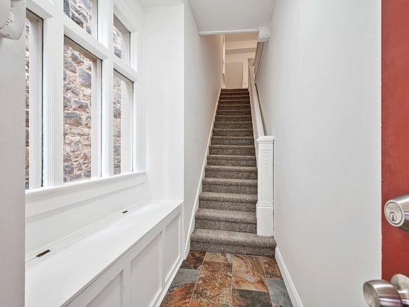 2nd image of 1115 N Euclid Ave #2