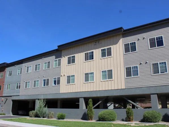 137 7th Ave E, Twin Falls, ID 83301