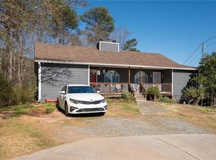 1371 N Hampton Rd, Alpharetta, GA 30009