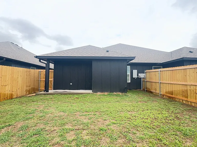 11427 University Dr — Photo 20