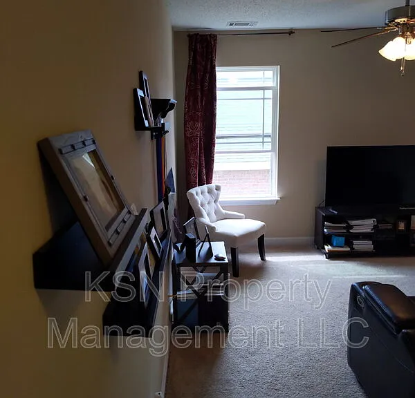 264 Pink Dogwood Ln — Photo 15