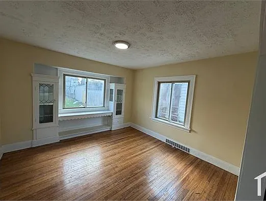 12816 Thornhurst Ave — Photo 12