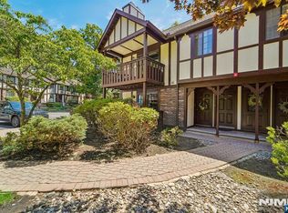 3811 Melville Court, Mahwah, NJ 07430
