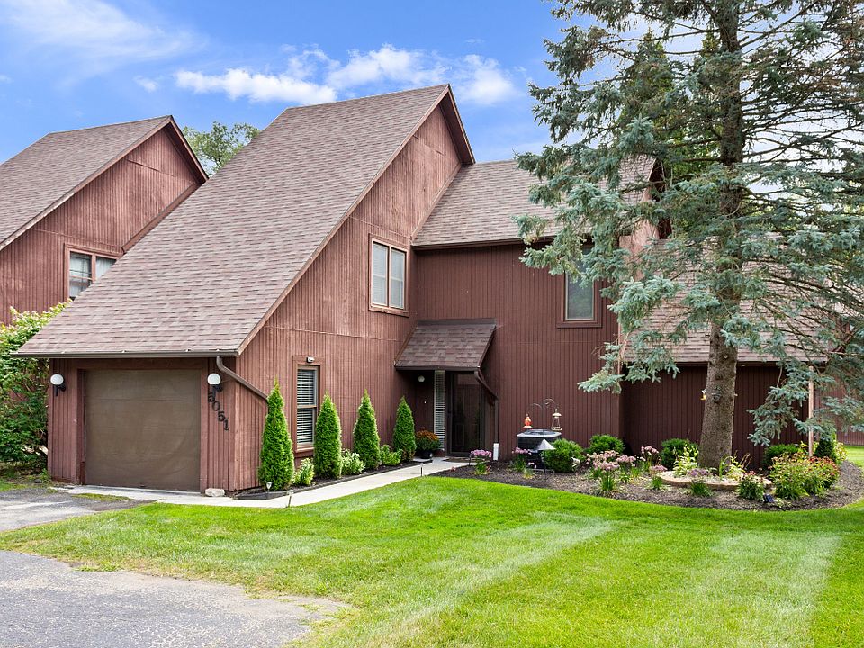 1st image of 5051 Woodlake Dr