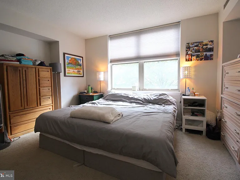 1200 Braddock Pl #312 — Photo 12