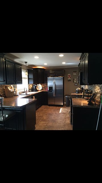 2nd image of 719 Arnold St