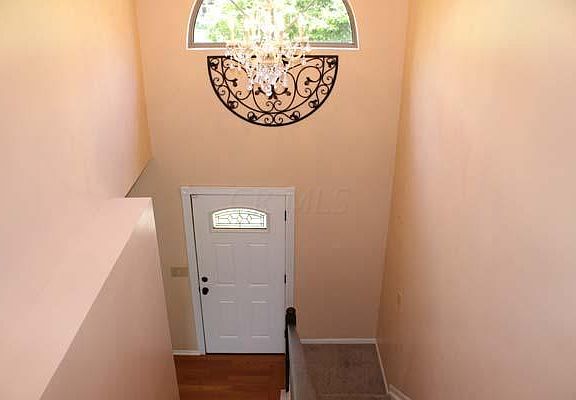 5th image of 290 Fayer Ct