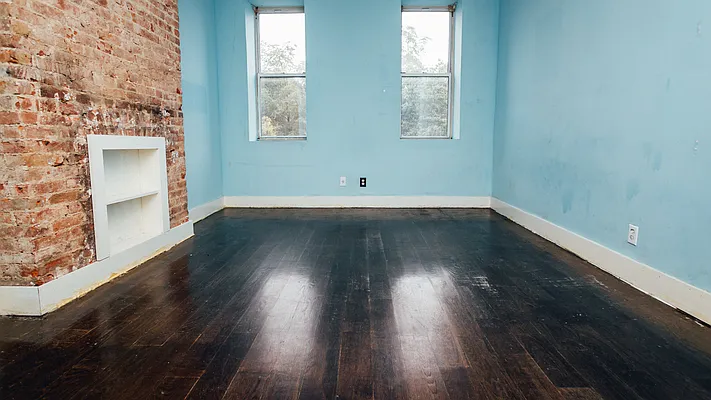 Rented by Nooklyn NYC LLC | media 17