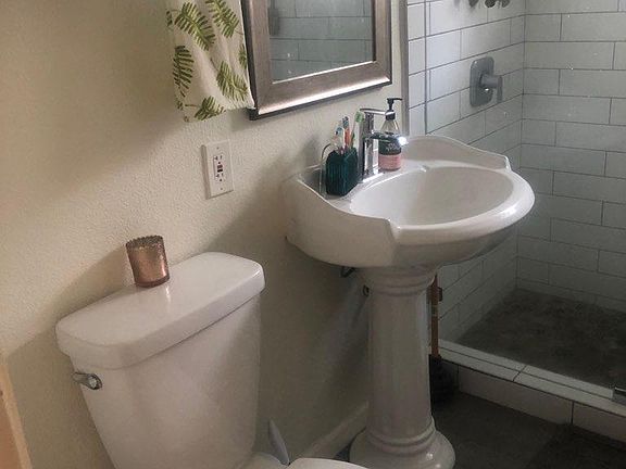 3rd image of 1802 Haven Pl