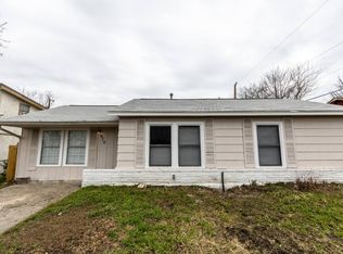 910 Everest Ave, San Antonio, TX 78209