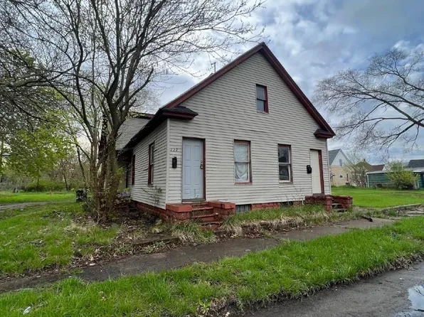 227 N Walnut St, South Bend, IN 46628