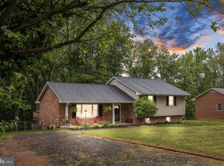 836 Churchill Dr, Fredericksburg, VA 22407