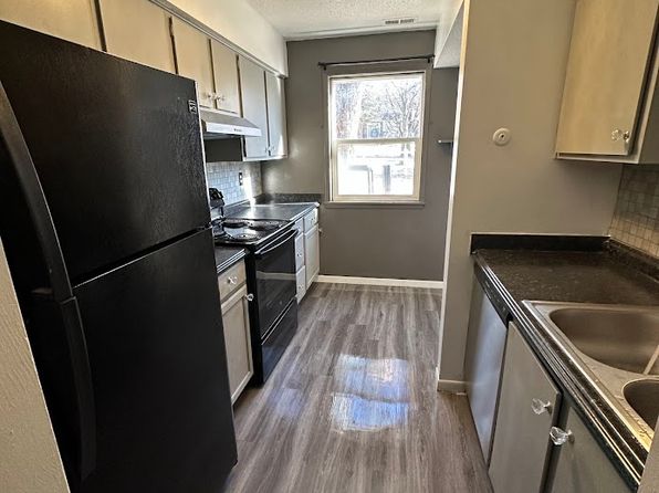 362 Windsor Park Dr #366