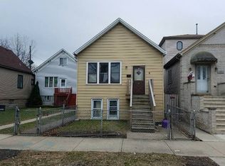 443 W 45th St, Chicago, IL 60609