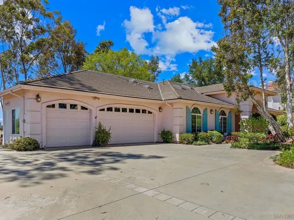 2475 Canyon Creek Rd, Escondido, CA 92025