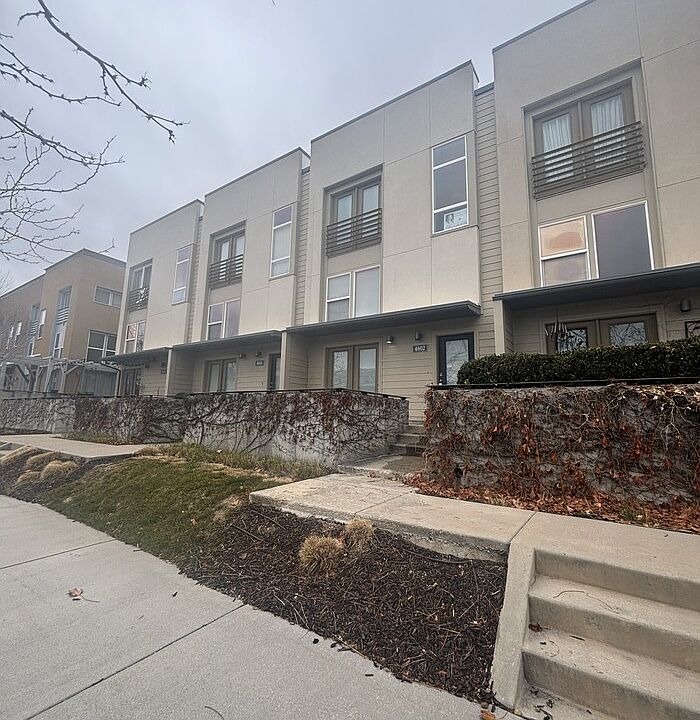 1st image of 4602 S Jordan Pkwy