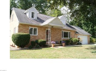 792 Robinson Ave, Barberton, OH 44203