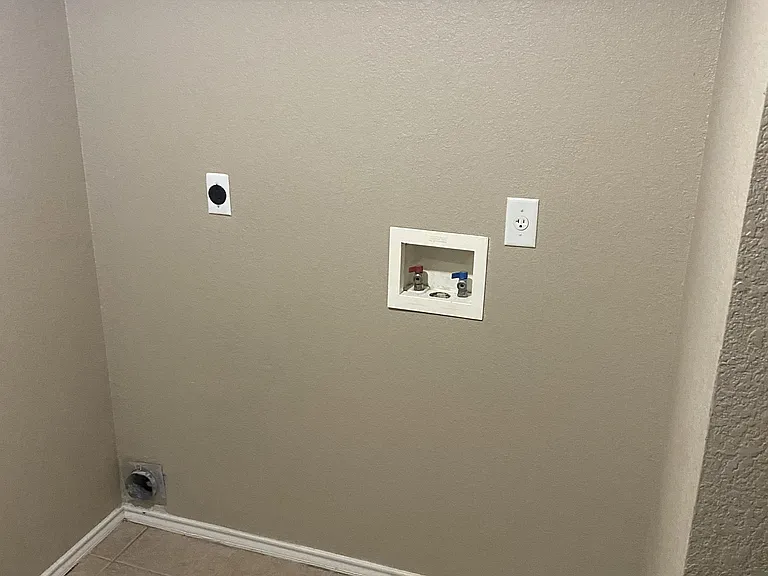 1310 Dugger Cir #A — Photo 5