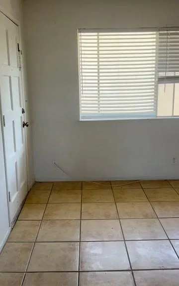 475 N Manila Ave #201 — Photo 9